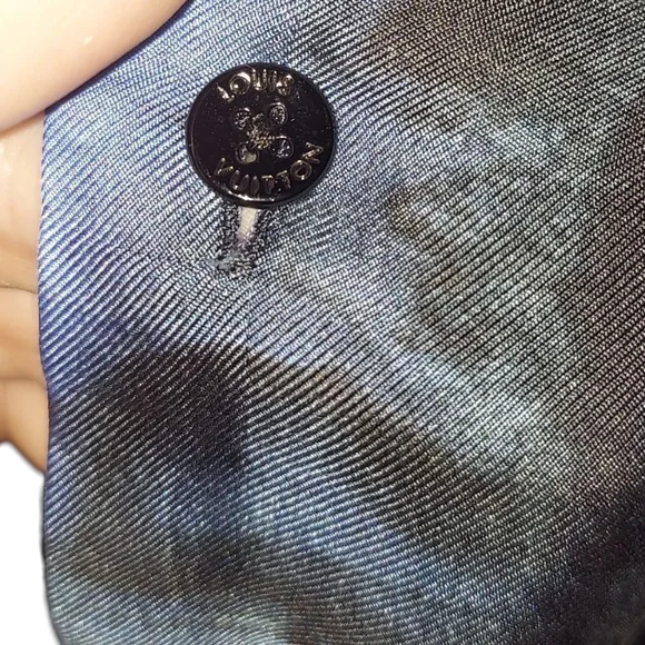 FW21 Louis Vuitton | SILK | Damier Salt | Acid / Bleach Wash | Button Up - Picture 8 of 16